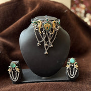 Vilay chocker