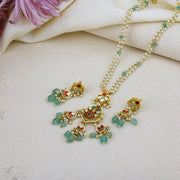 Jadau Kundan Minimal Necklace