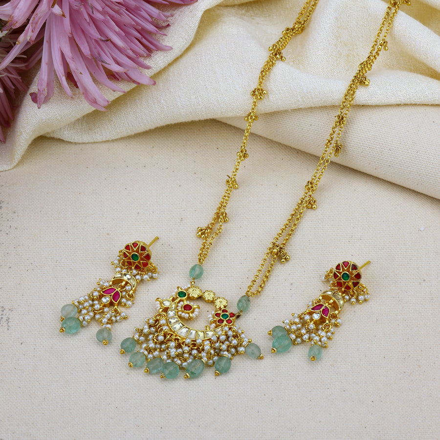 Jadau Kundan Minimal Necklace