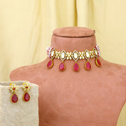 Moissanite chocker