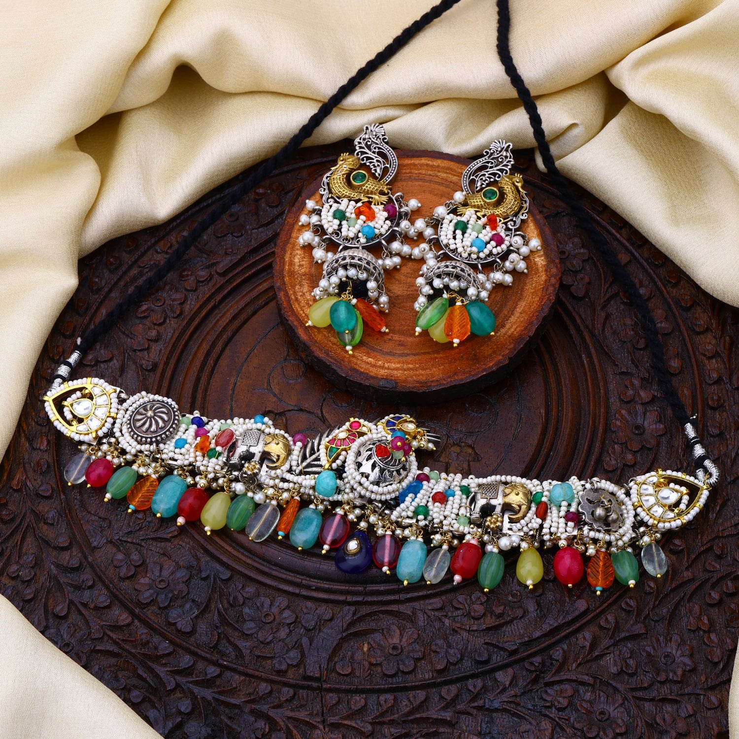 Vilay Necklace