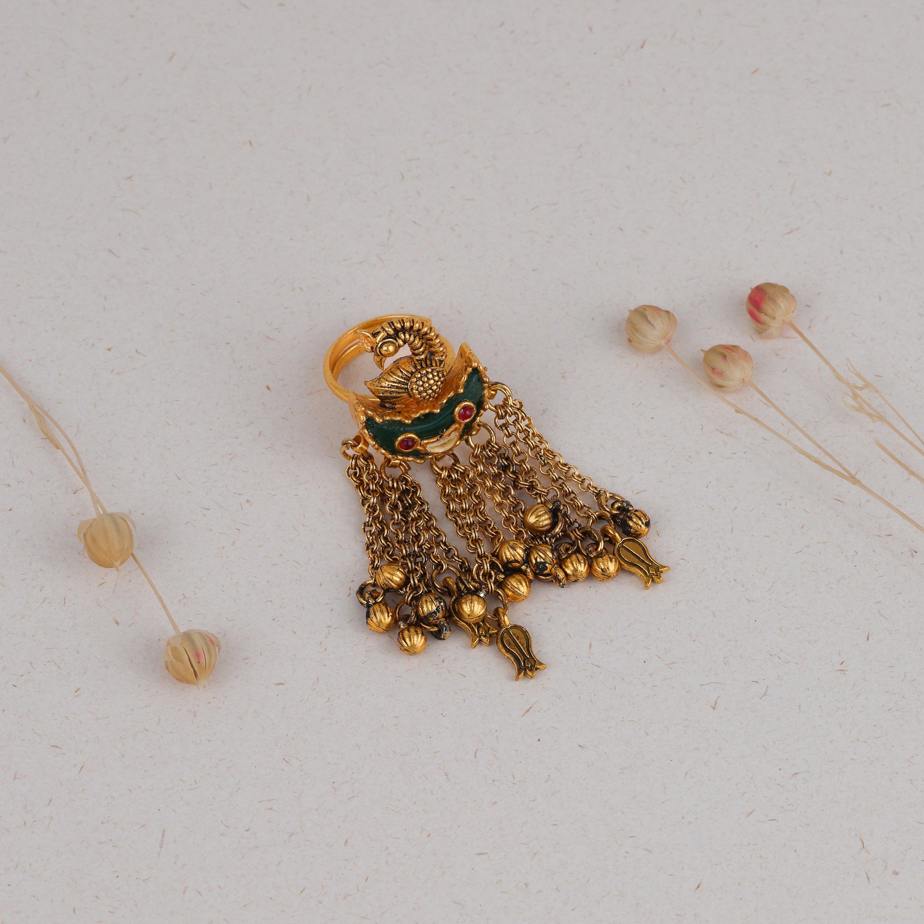 Jadau ring