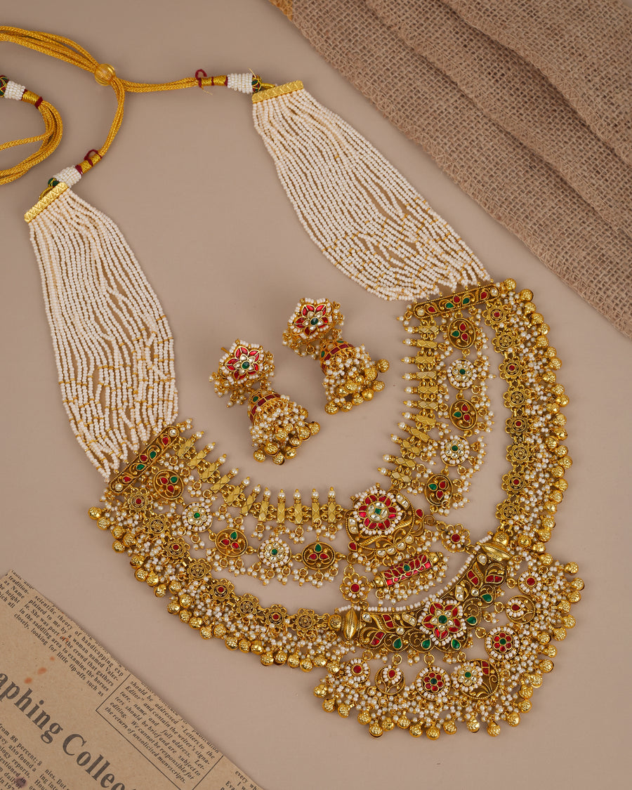 Kanika long necklace