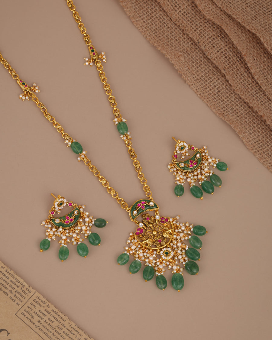Minimal necklace