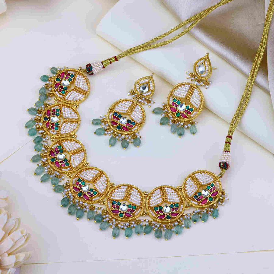 Jadau Kundan Choker