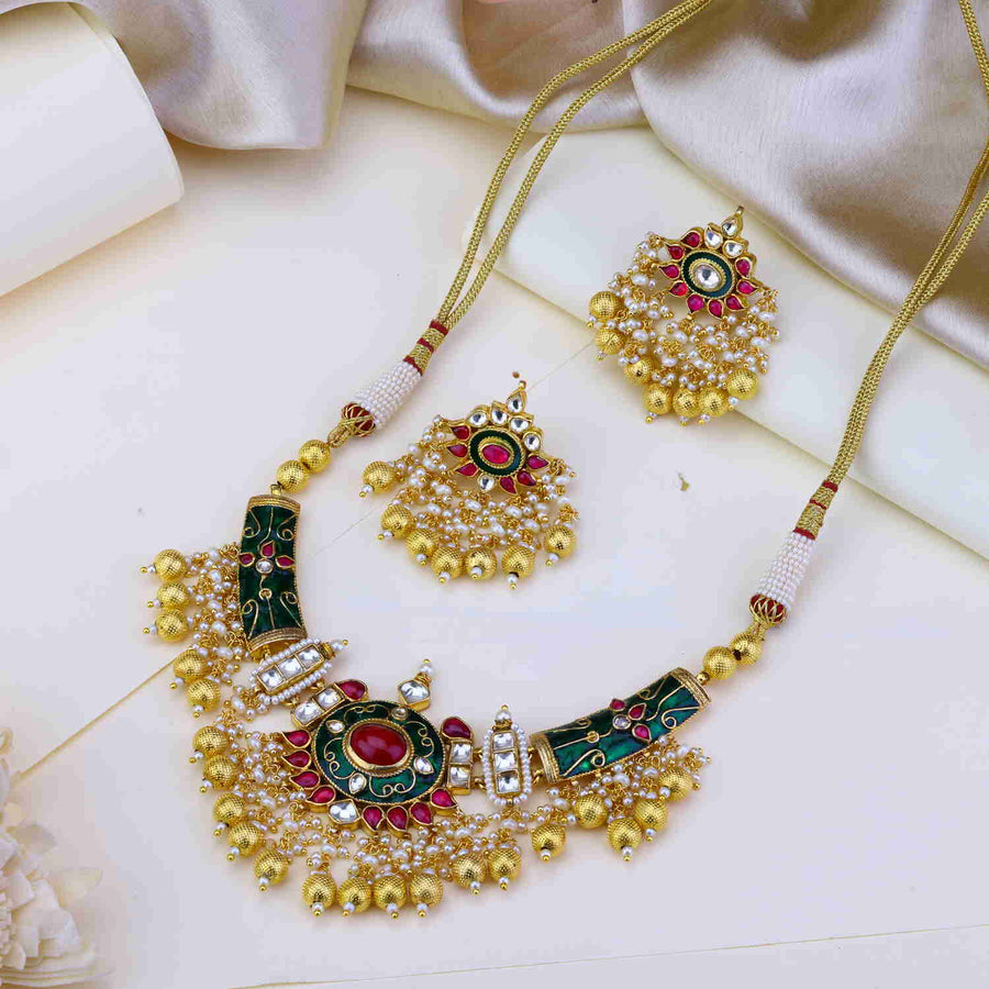 Jadau Kundan Choker