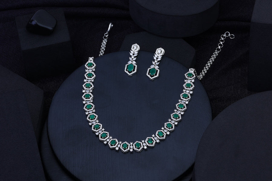 Emerald Diamond Hirak Necklace