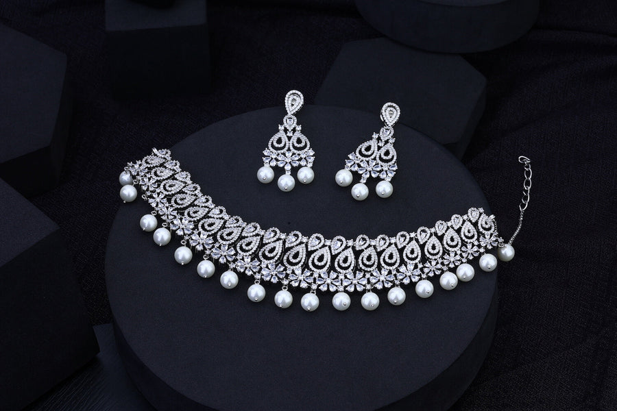 Plain Diamond Hirak Necklace