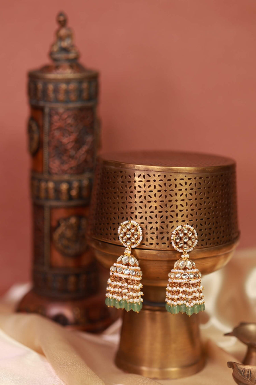 Green Jadau Kundan Earrings Jumkha